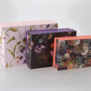 Delikat forgyldt knap Elastisk knap gaveæske